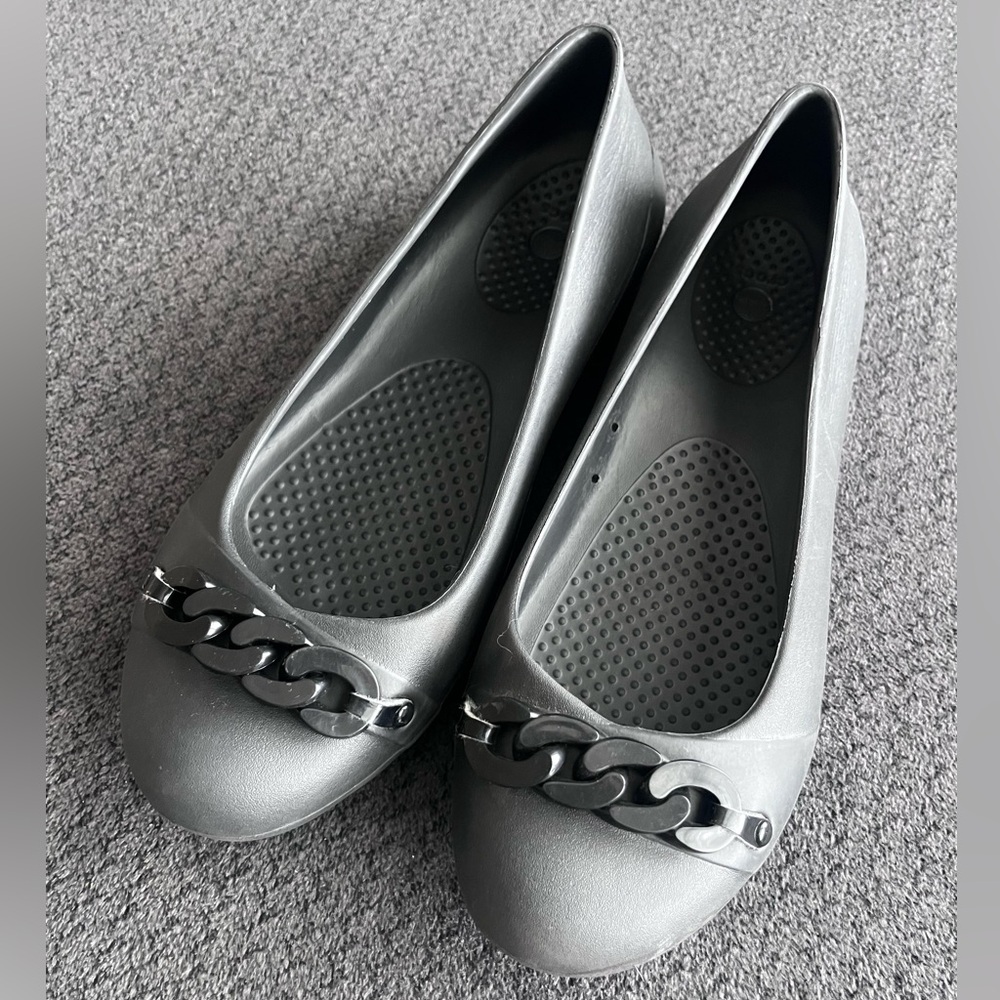 Crocs Women's Gianna Chainlink Ballet Flats, Size 6
